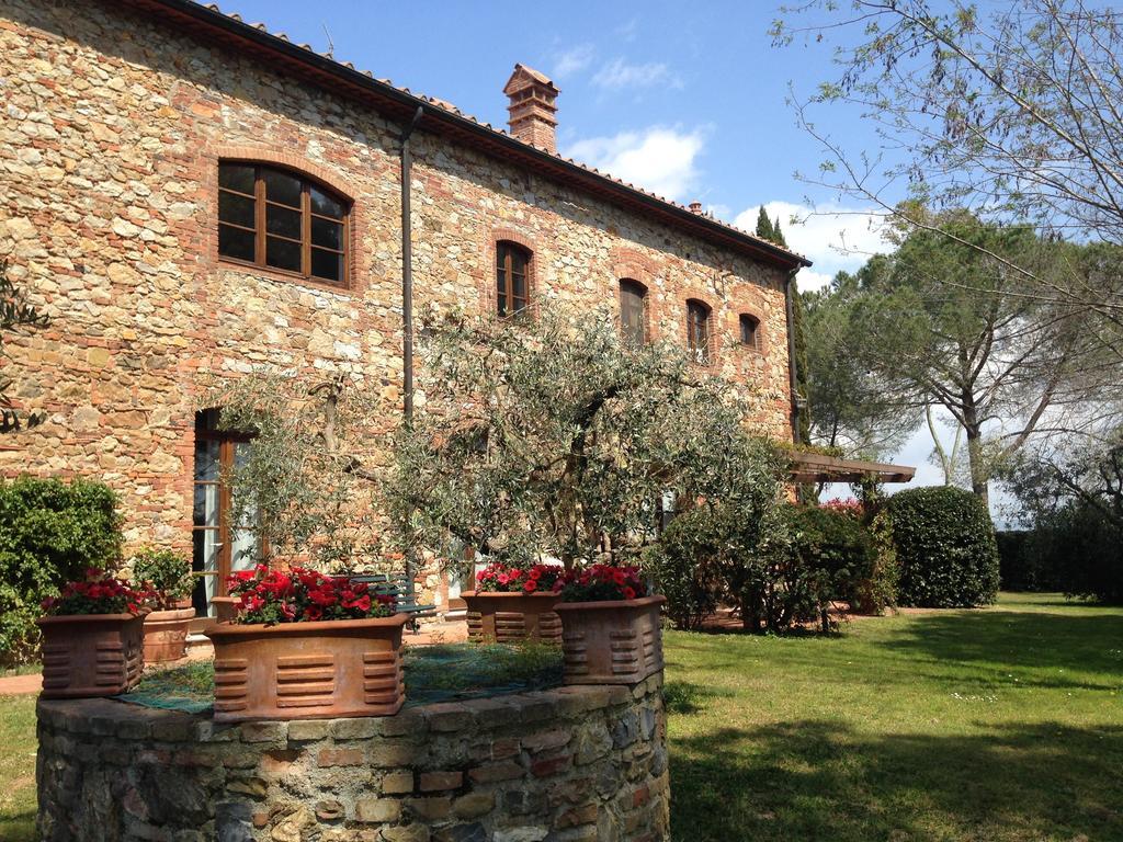 Fattoria Cirene Guest House Follonica Bagian luar foto