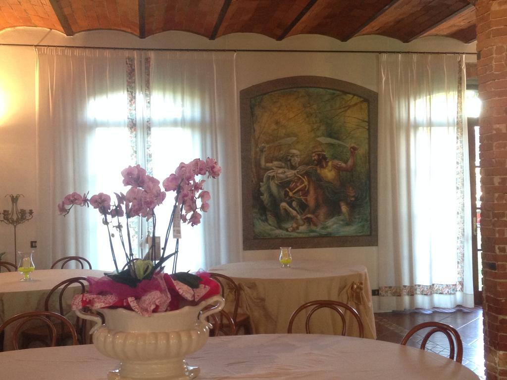 Fattoria Cirene Guest House Follonica Bagian luar foto